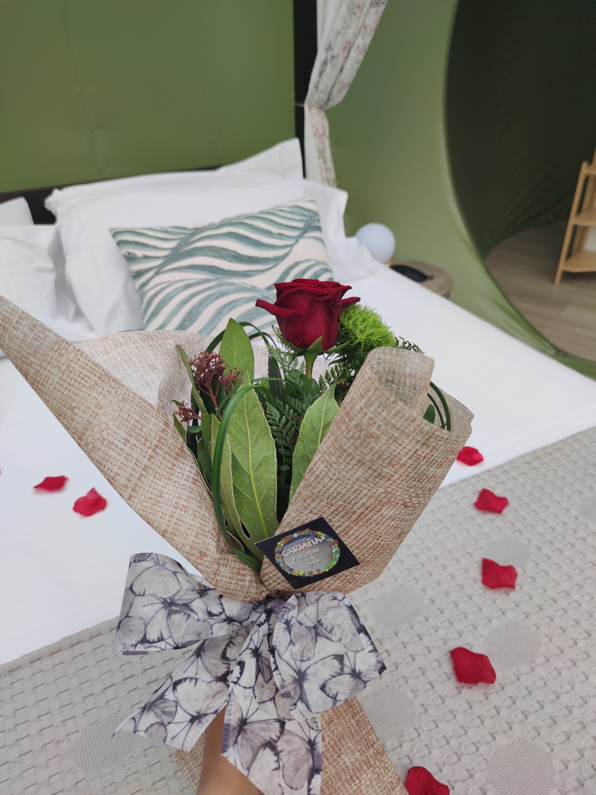 Rosa preparada para regalar en el Remanso de Trasfontao